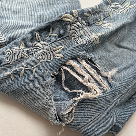 PACSUN Light Wash Floral Distressed Mom Jeans - Picture 7 of 7